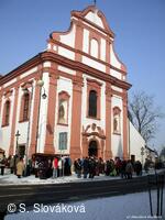 * Z DĚNÍ VE MĚSTĚ