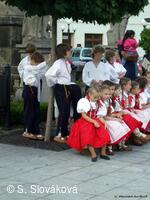 * Z DĚNÍ VE MĚSTĚ