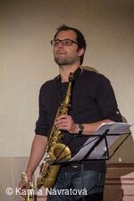 * Z DĚNÍ VE MĚSTĚ